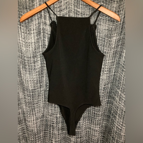 Express Black Stretch Knit Bodysuit with Logo Tag - Picture 4 of 10